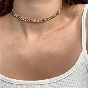 Gold chocker necklace
